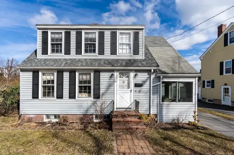 61 Gleckler Road Portland ME 04103