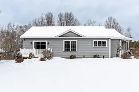 27 Mildred Avenue Bangor ME 04401