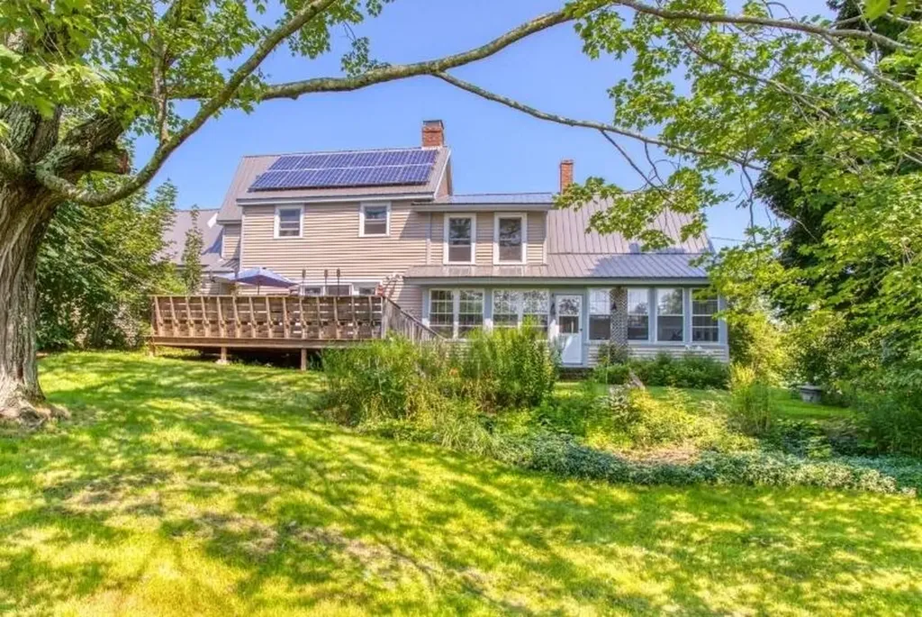 2388 Winslows Mills Road Waldoboro ME 04572