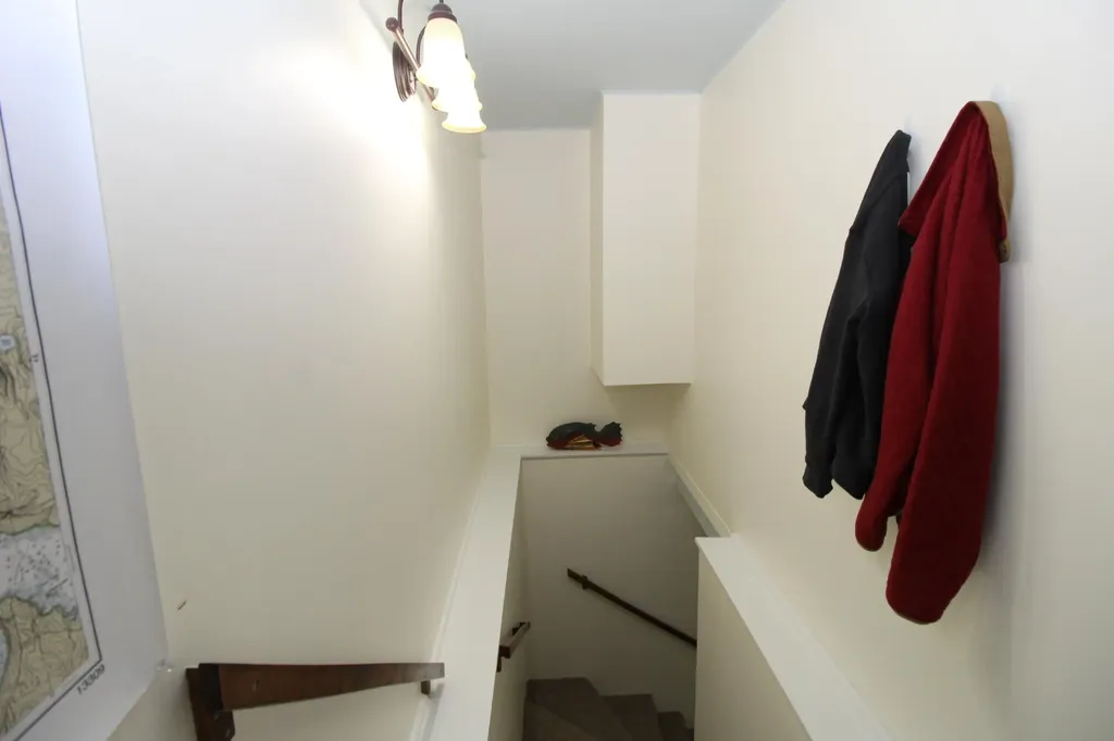 13 Chelsea Lane Belfast ME 04915