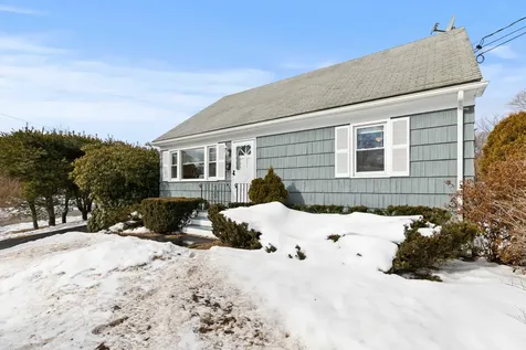 27 Greenwood Lane Portland ME 04103