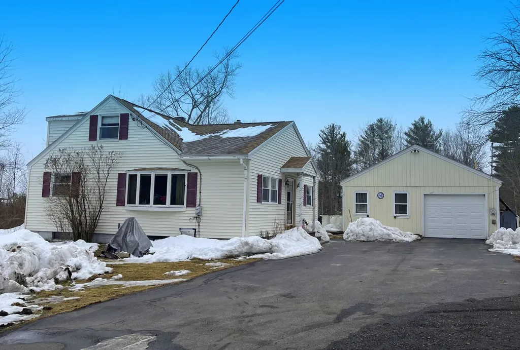 45 Pope Road Windham ME 04062