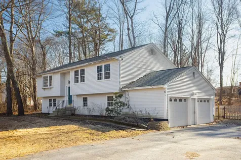 6 Mallard Drive York ME 03909