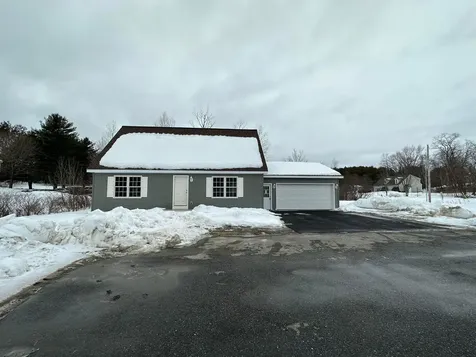 7 Mallard Drive Auburn ME 04210
