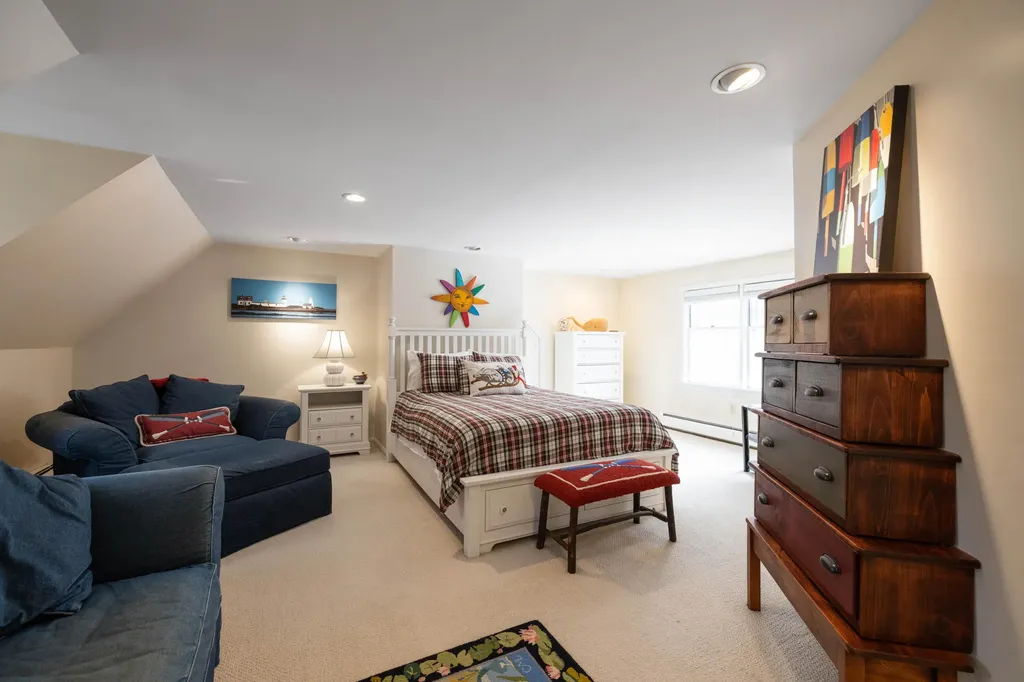 18 Lands End Road Kennebunkport ME 04046