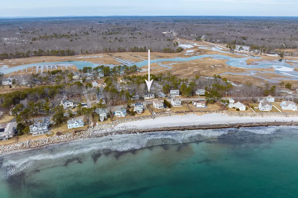 670 Kings Highway Kennebunkport ME 04046
