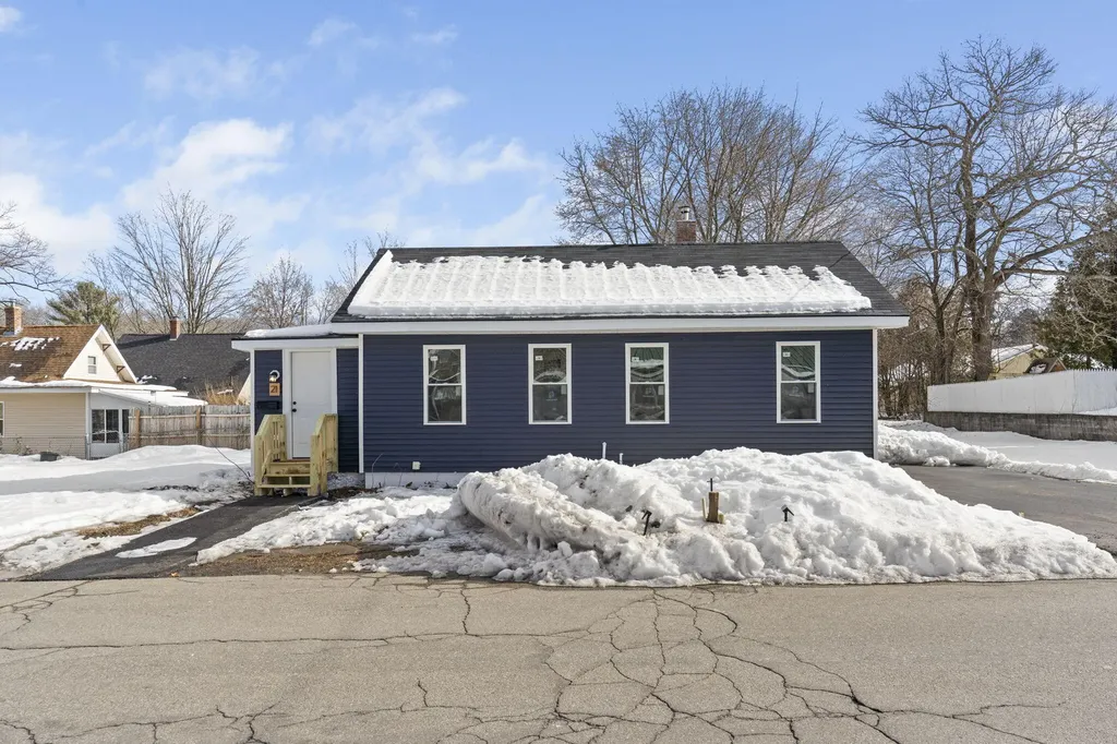 21 York Street Sanford ME 04073