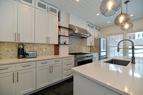 552 Cumberland Avenue Portland ME 04101