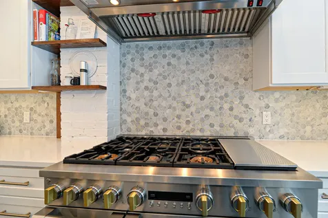 552 Cumberland Avenue Portland ME 04101