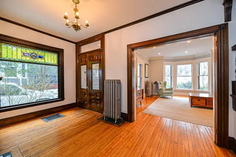 552 Cumberland Avenue Portland ME 04101
