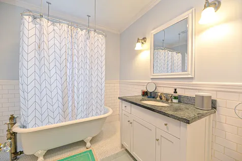 552 Cumberland Avenue Portland ME 04101