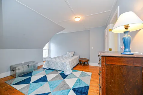 552 Cumberland Avenue Portland ME 04101