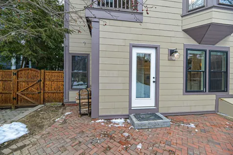 552 Cumberland Avenue Portland ME 04101