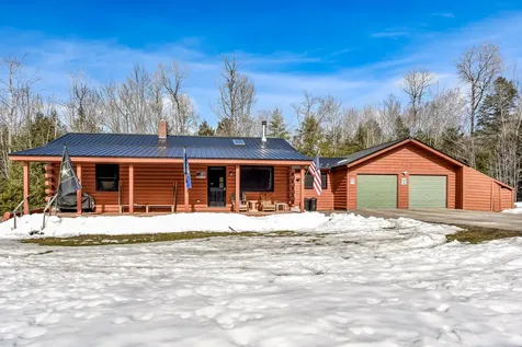 110 Wilderness Lane Bowdoinham ME 04008