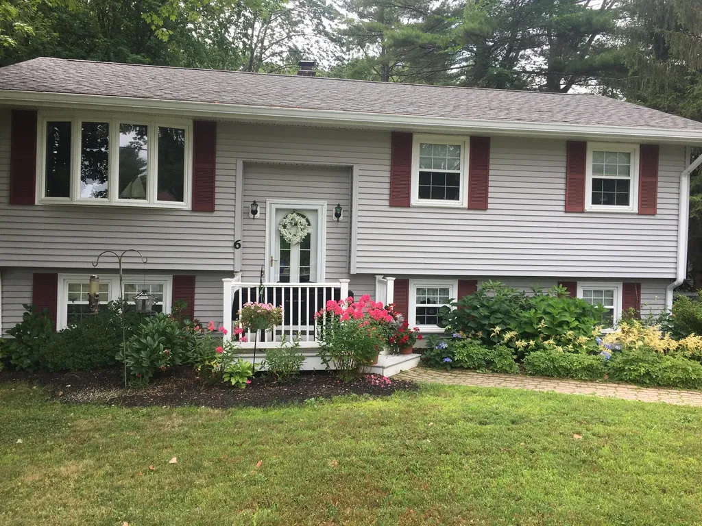 6 Susan Avenue Scarborough ME 04074
