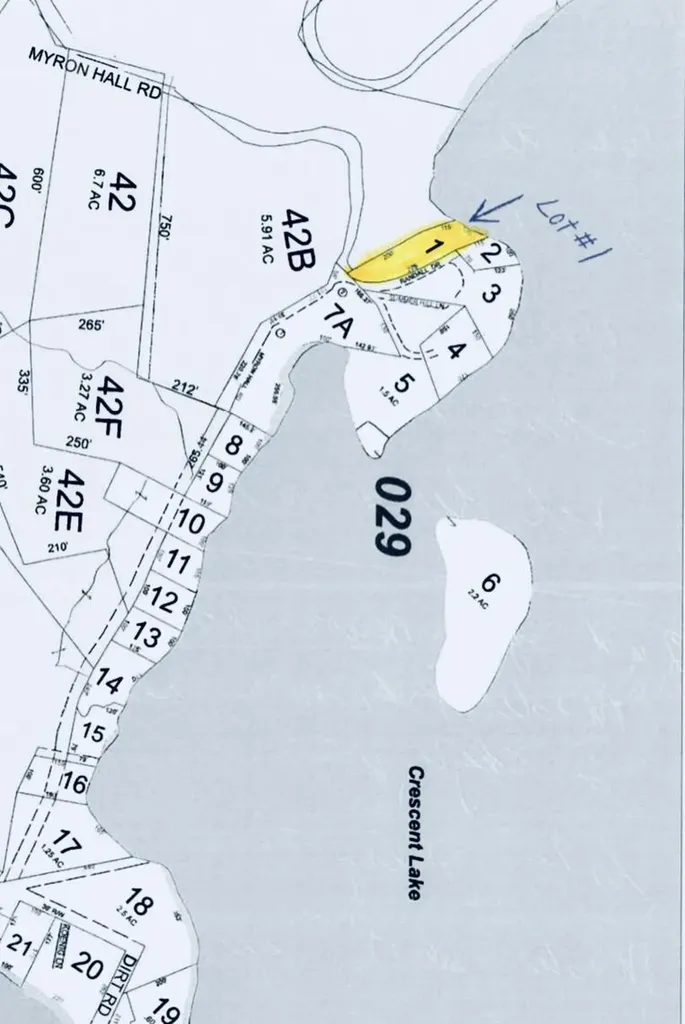 10 Randall Drive Raymond ME 04071
