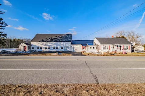 880 New County Road Dayton ME 04005