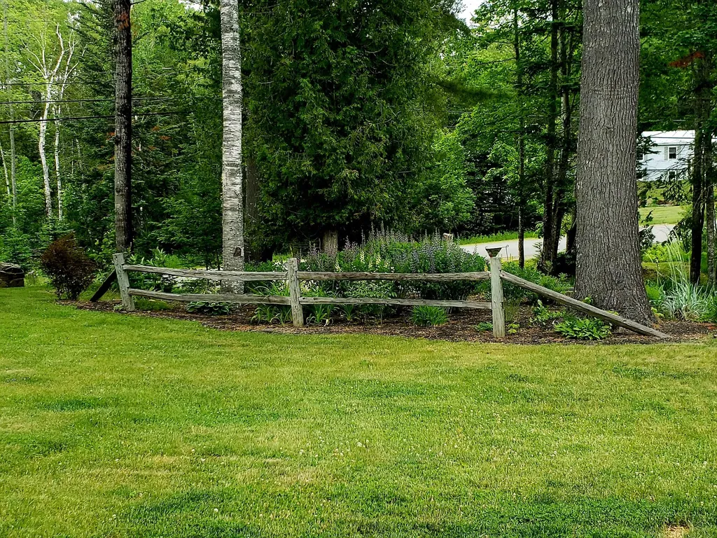 485 Levenseller Road Holden ME 04429