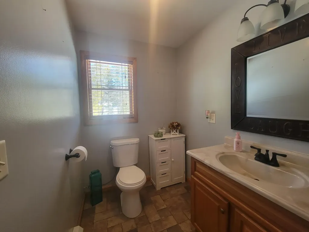 485 Levenseller Road Holden ME 04429