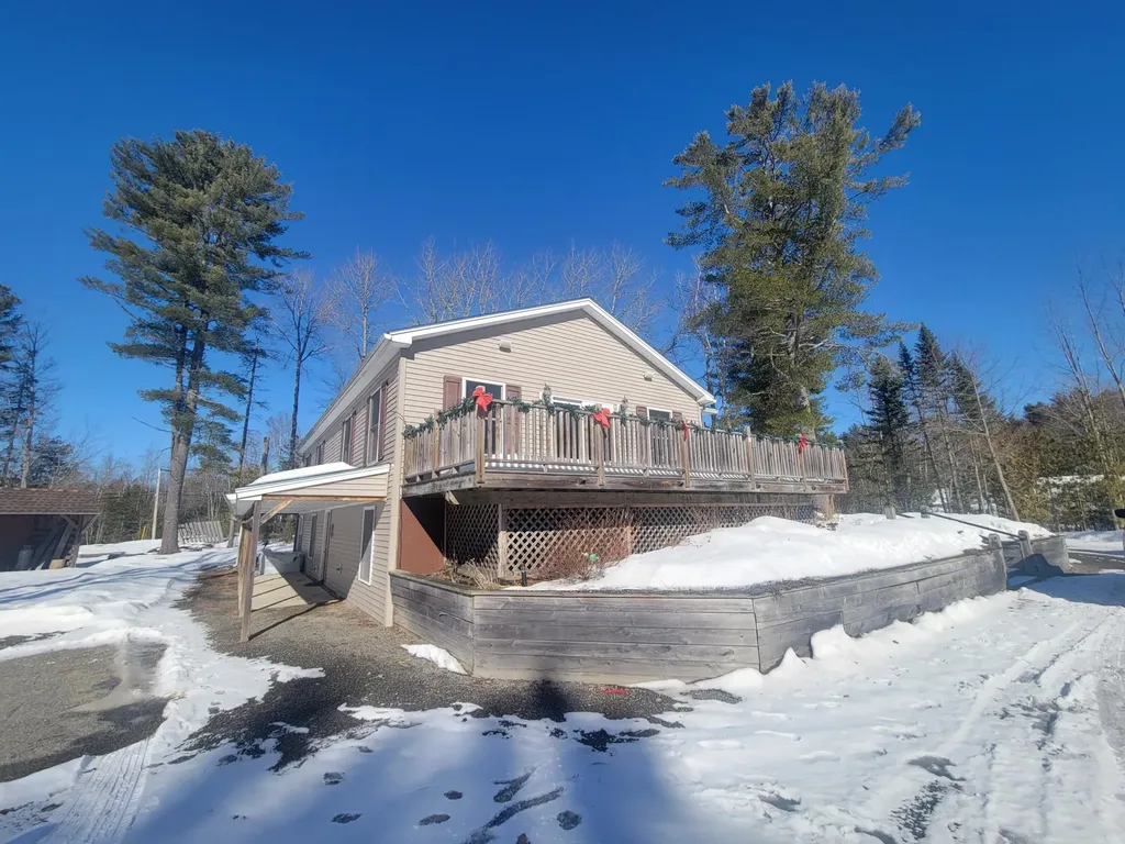 485 Levenseller Road Holden ME 04429