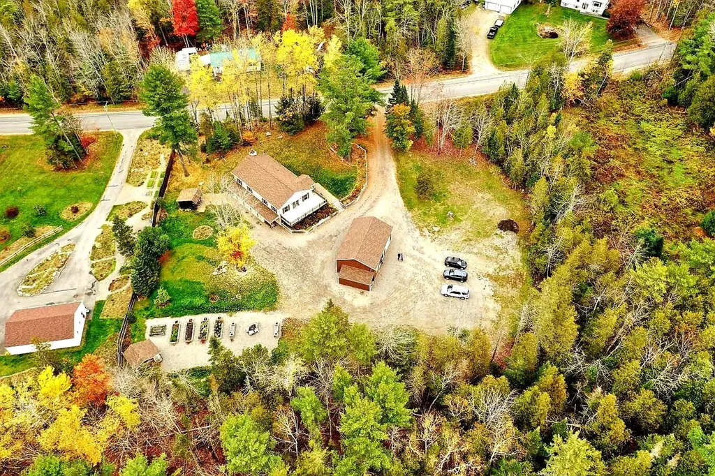 485 Levenseller Road Holden ME 04429