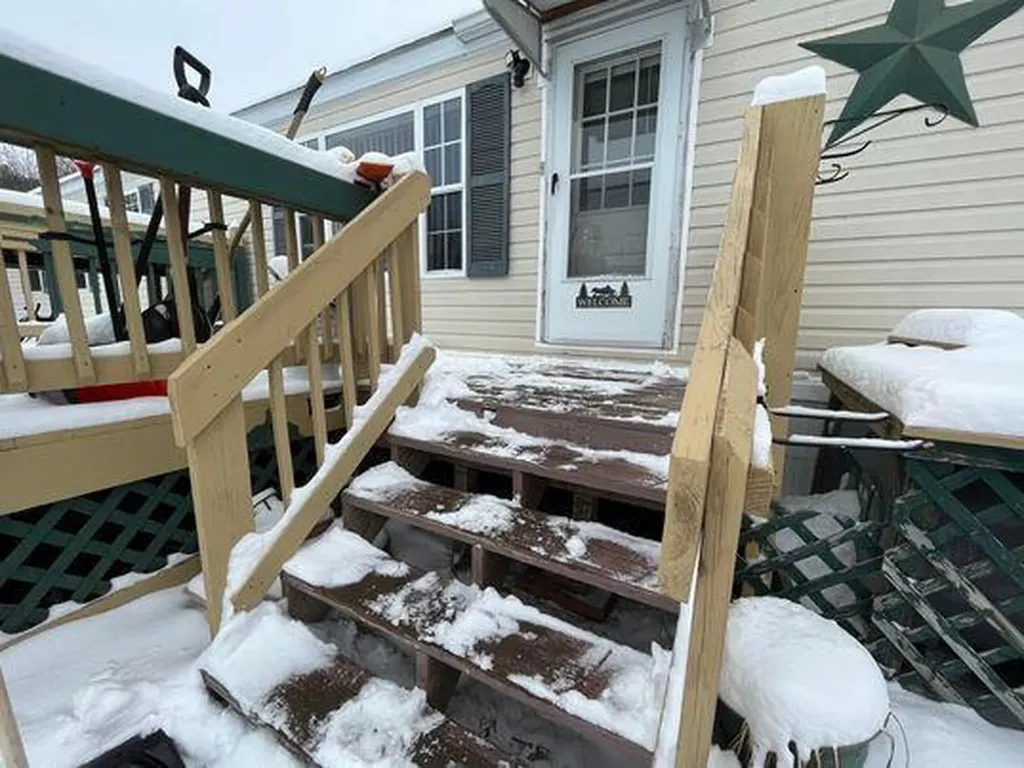 57 Oxbow Drive Lewiston ME 04240