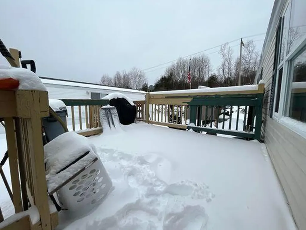 57 Oxbow Drive Lewiston ME 04240