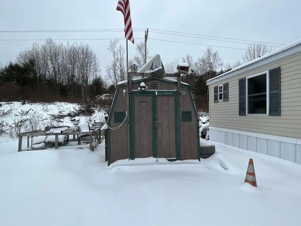 57 Oxbow Drive Lewiston ME 04240