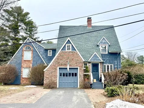 3 Baker Road Cape Elizabeth ME 04107