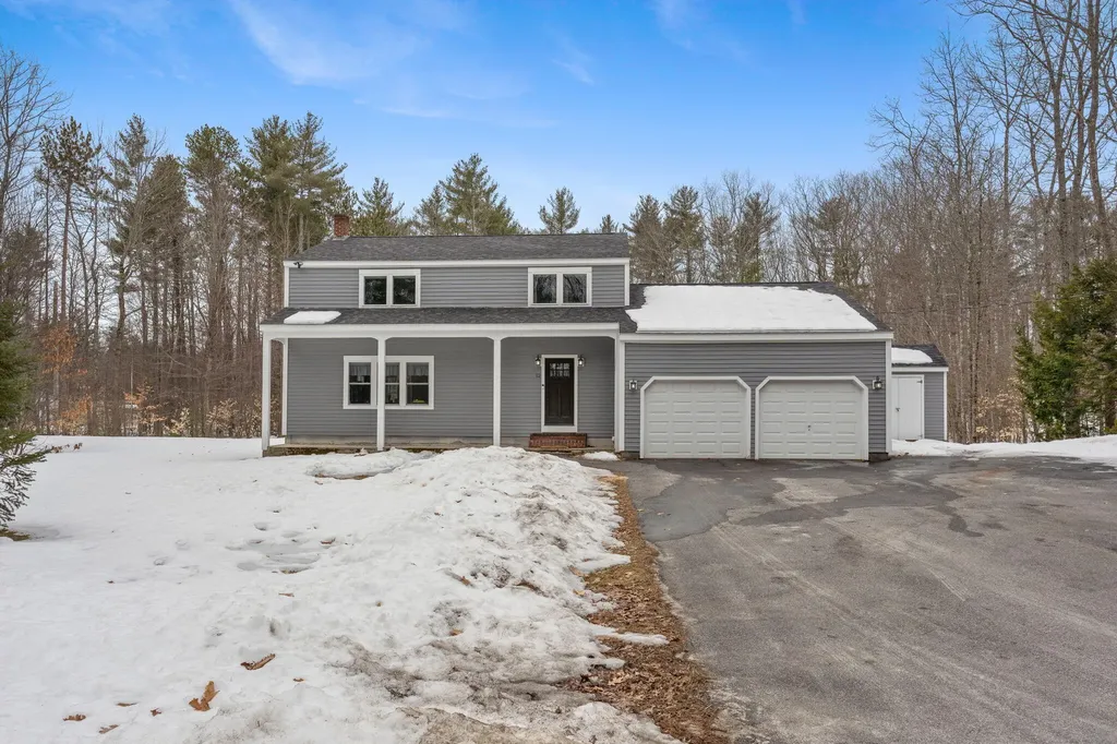 12 Gloria Street Gorham ME 04038