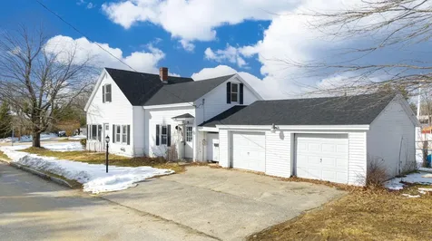 35 Candia Street Auburn ME 04210