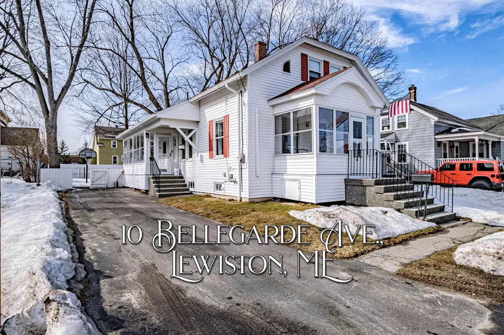 10 Bellegarde Avenue Lewiston ME 04240