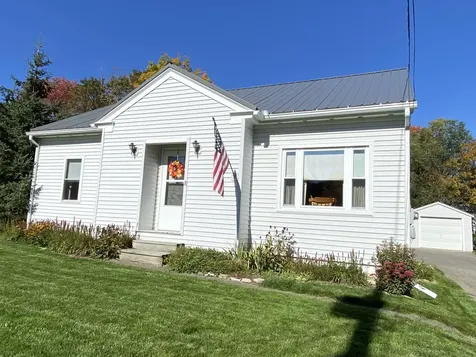 8 Pilgrim Road Caribou ME 04736