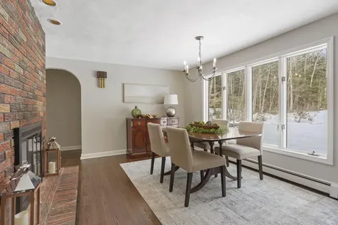 15 Brookside Drive Falmouth ME 04105