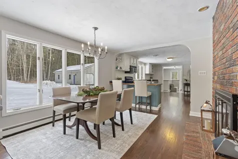 15 Brookside Drive Falmouth ME 04105