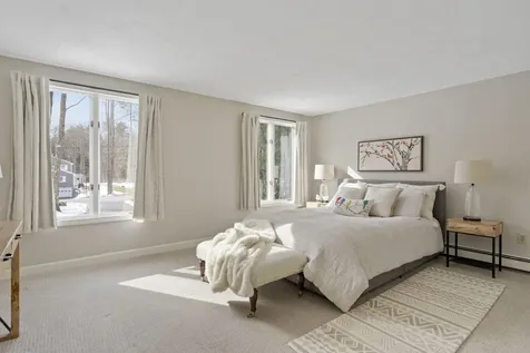 15 Brookside Drive Falmouth ME 04105