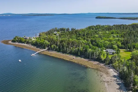 246 Bay Shore Lane Islesboro ME 04848