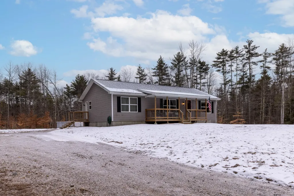 220 Old Sanford Road Berwick ME 03901