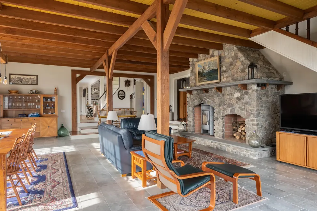 13 Dublin Road South Thomaston ME 04858