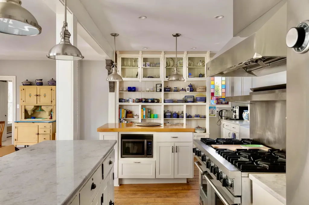 13 Dublin Road South Thomaston ME 04858