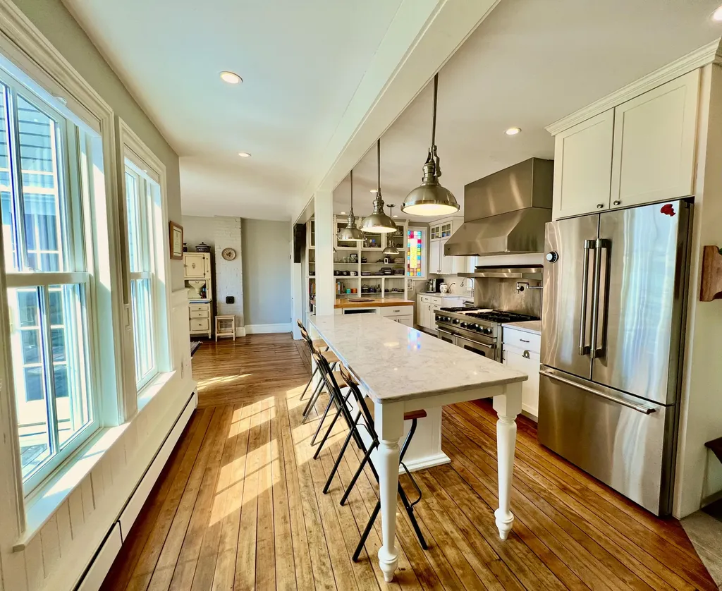 13 Dublin Road South Thomaston ME 04858