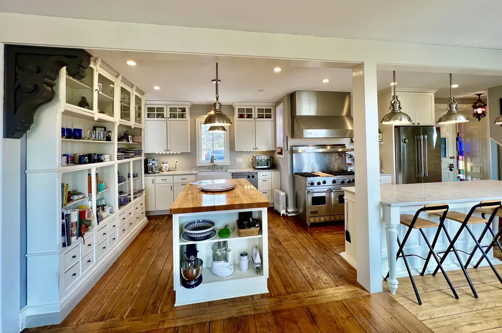 13 Dublin Road South Thomaston ME 04858