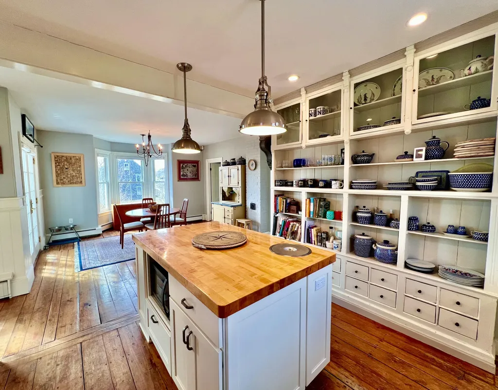 13 Dublin Road South Thomaston ME 04858