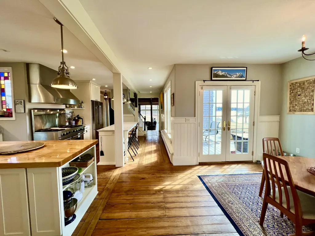 13 Dublin Road South Thomaston ME 04858