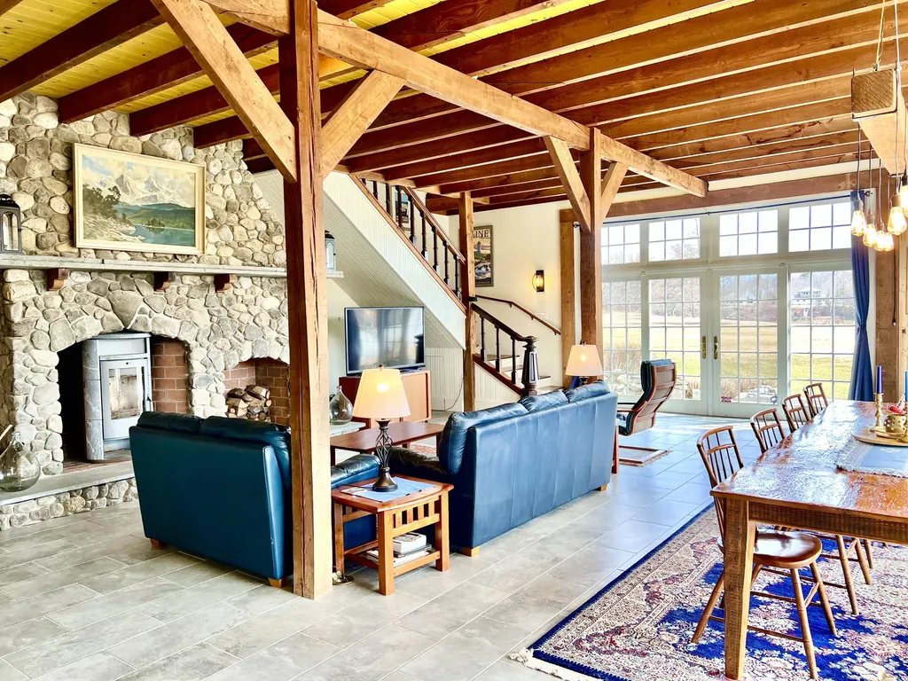 13 Dublin Road South Thomaston ME 04858