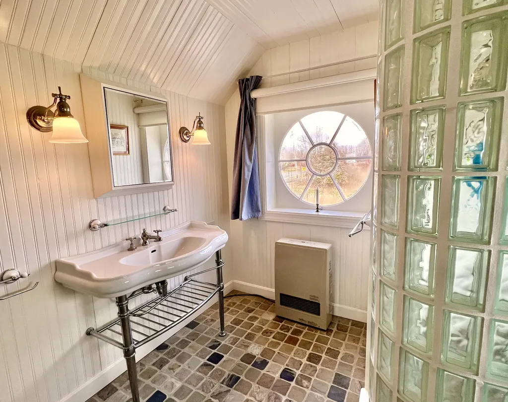 13 Dublin Road South Thomaston ME 04858