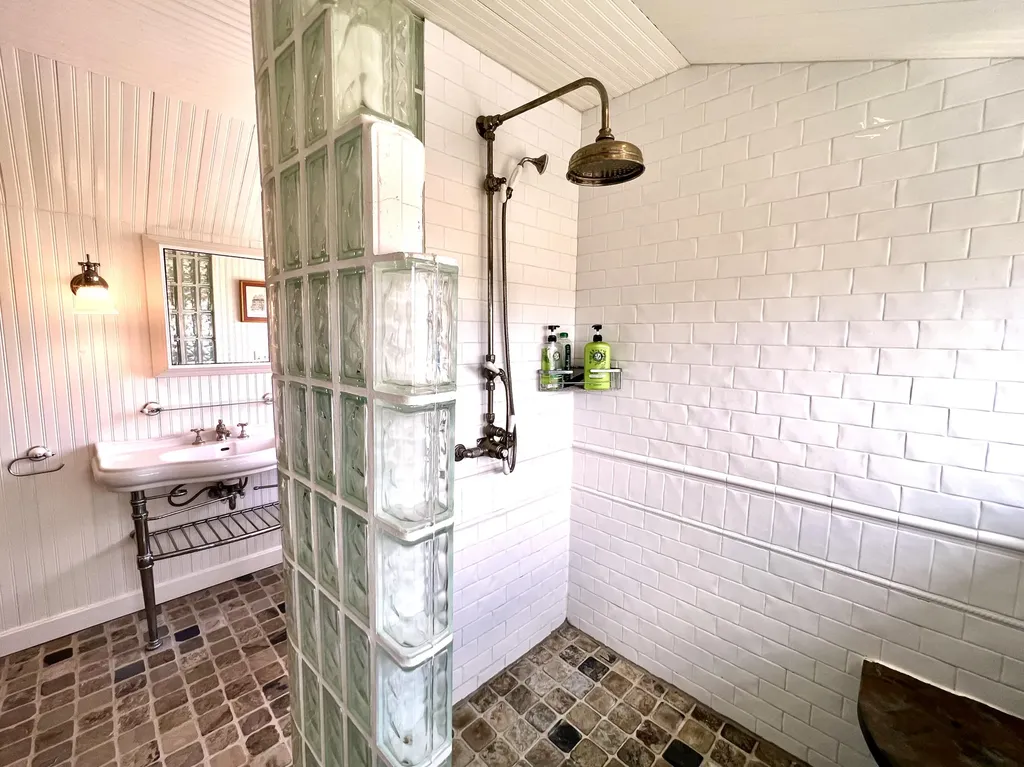 13 Dublin Road South Thomaston ME 04858