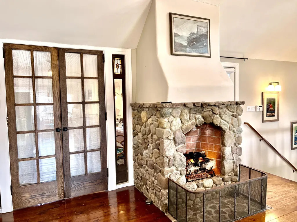 13 Dublin Road South Thomaston ME 04858