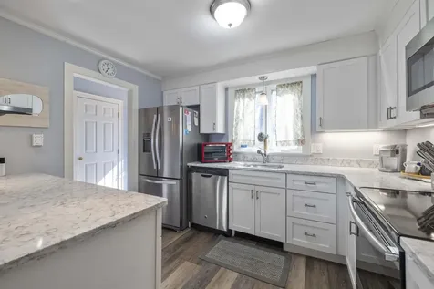 135 Ocean Avenue Kennebunkport ME 04046
