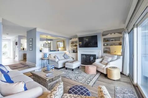 135 Ocean Avenue Kennebunkport ME 04046